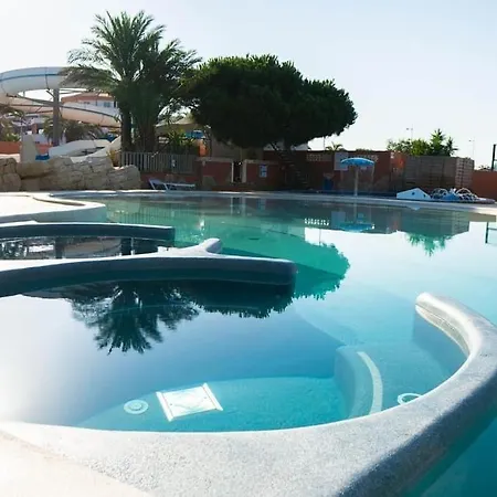 Campsite Le Mar Estang Canet-en-Roussillon