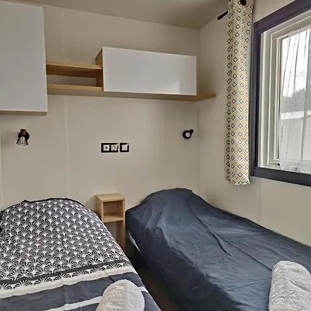 Mobil Clim 3 A 100m De La אתר קמפינג קאנט אן רוסיון